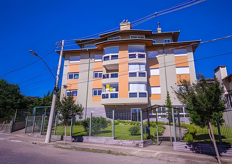 Apartamento  aconchegante, no centro de Canela