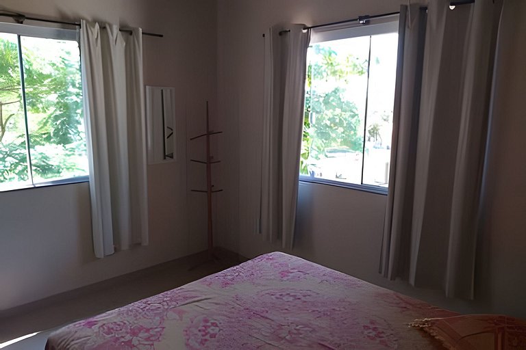 Apto03. Garopaba perto da praia e centro