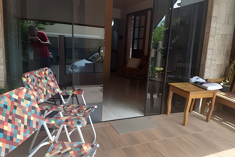 AP 01 Garopaba perto da praia e centro.